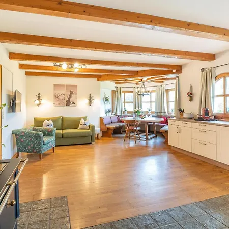 Alpenjuwel Alpendorf Apartment *